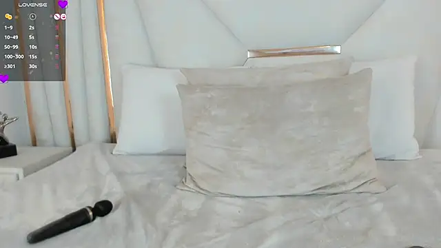 Snapshot of im_gaby_ chatting on 12/11/24, 10:03 im gaby  online show from 12/11/24, 10:03