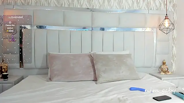 Snapshot of im_gaby_ chatting on 01/21/25, 02:05 im gaby  online show from 01/21/25, 02:05