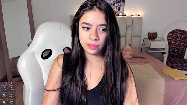 zoe turnner 18 online show from 09/22/25, 11:34