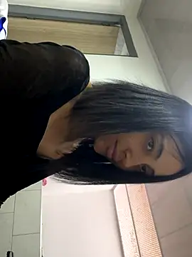 lilithTeen1  online show from 11/22/25, 09:36