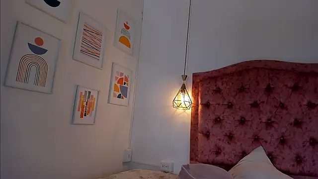 aprill21  online show from 12/02/24, 01:46