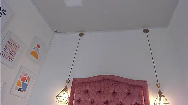 aprill21  online show from 12/09/24, 04:47