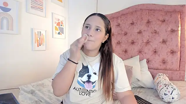 aprill21  online show from 03/05/25, 02:01