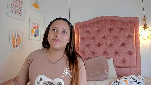 aprill21  online show from 03/08/25, 01:47