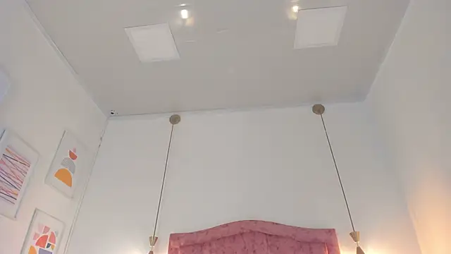 aprill21  online show from 03/12/25, 02:45