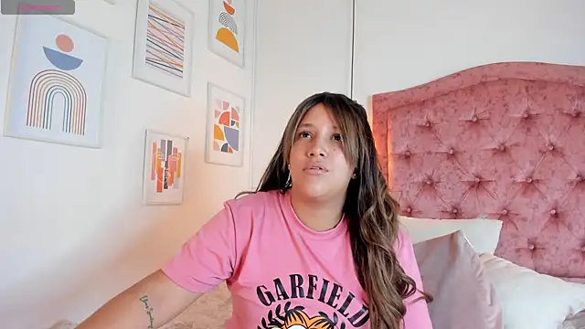 aprill21  online show from 03/20/25, 01:59