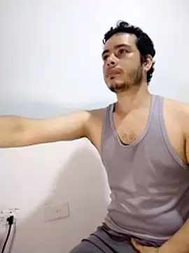 Gasparin32 online show from 04/18/26, 01:42