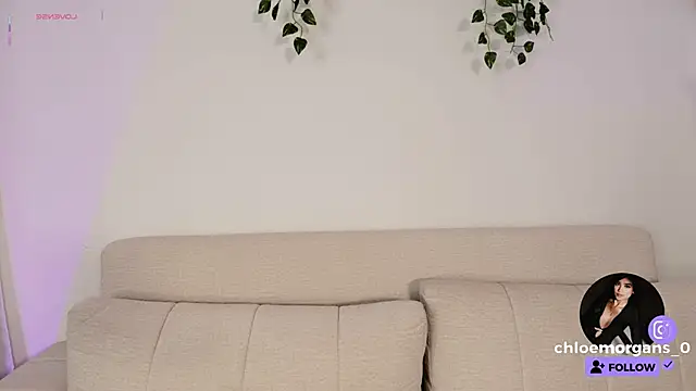 Chloe Morgans online show from 11/19/25, 10:48