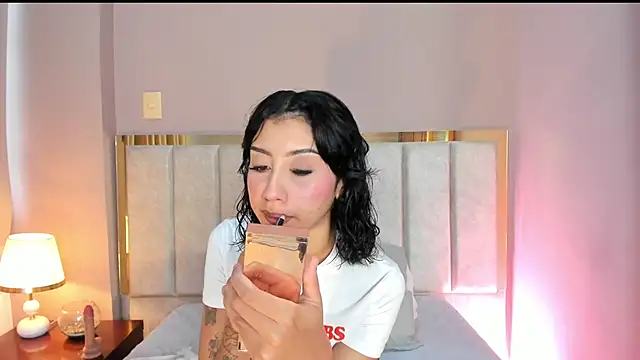 MelissaFoxx online show from 04/17/26, 12:30