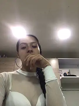 loren3124 online show from 12/10/24, 03:30