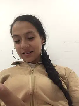 loren3124 online show from 12/10/24, 07:58