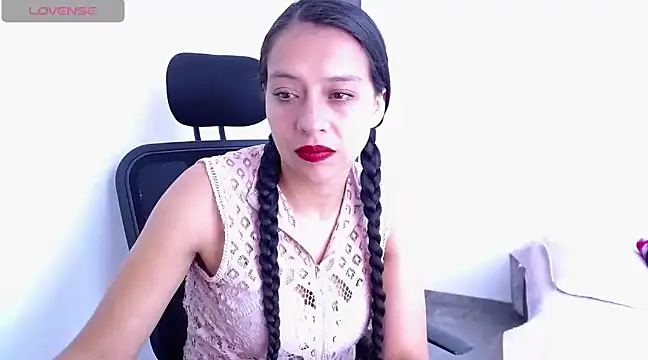 loren3124 online show from 03/21/25, 02:40