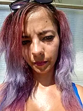 allinqueen online show from 09/22/25, 10:17