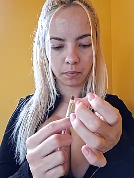 allinqueen online show from 04/22/26, 09:01