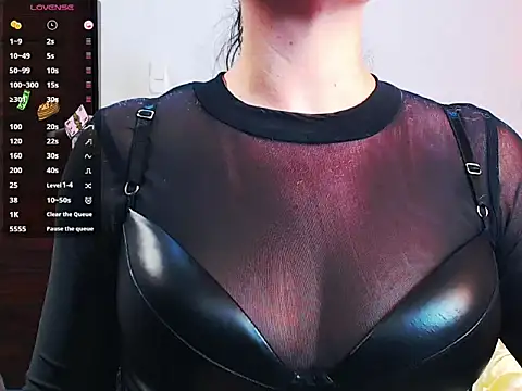 AliciaChelios online show from 03/04/26, 07:42