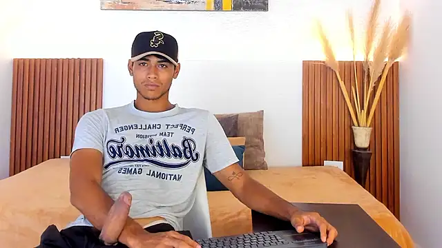 zander 2120 online show from 03/26/26, 02:22