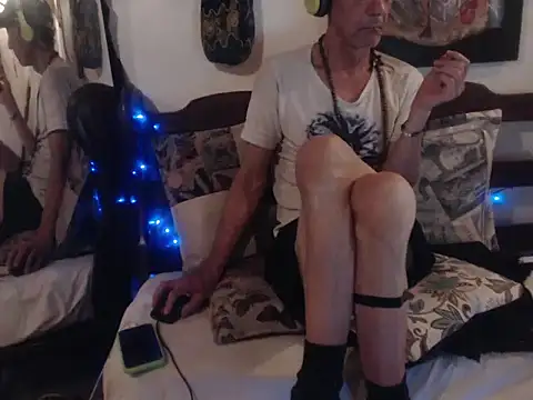 laye19 online show from 10/09/25, 11:58