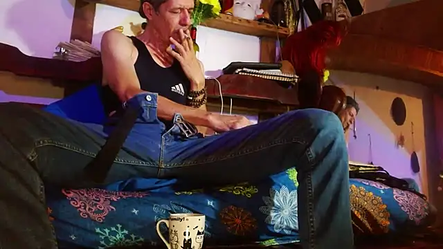 laye19 online show from 05/16/26, 02:41