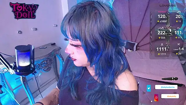 toky doll online show from 10/02/25, 09:11