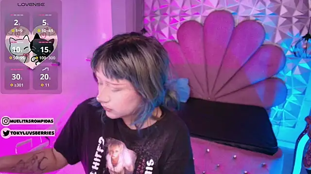 toky doll online show from 01/09/26, 03:20