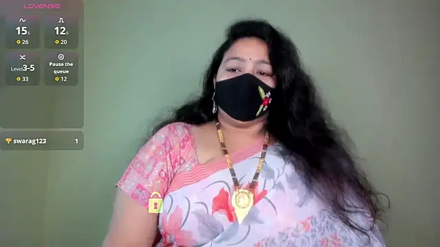 neelu-hoty online show from 06/21/26, 08:17