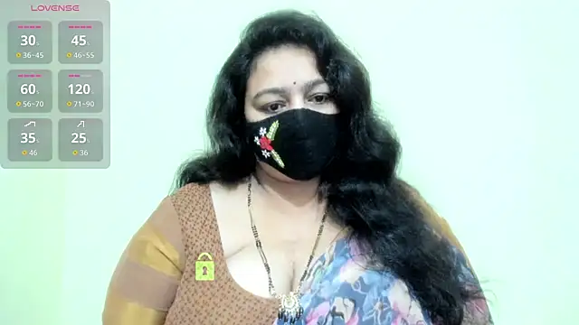 neelu-hoty online show from 07/23/26, 02:15