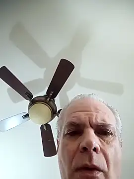 Hand69someguy online show from 10/29/25, 03:58