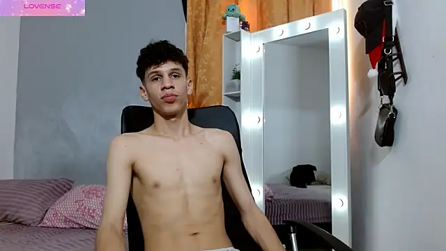 Snapshot of jeff_ross chatting on 01/09/25, 08:11 jeff ross online show from 01/09/25, 08:11