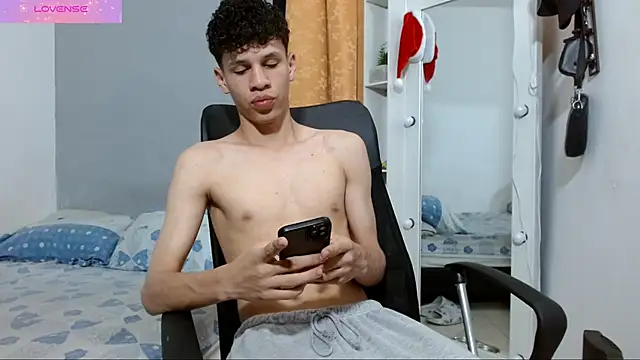 Snapshot of jeff_ross chatting on 01/26/25, 09:29 jeff ross online show from 01/26/25, 09:29