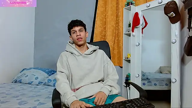 Snapshot of jeff_ross chatting on 02/20/25, 10:26 jeff ross online show from 02/20/25, 10:26