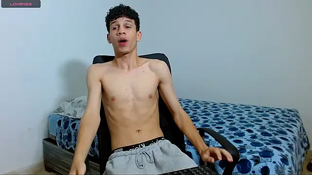 Snapshot of jeff_ross chatting on 03/14/25, 09:32 jeff ross online show from 03/14/25, 09:32