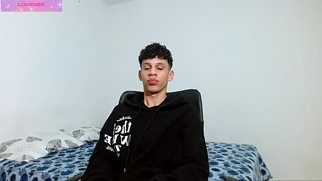 Snapshot of jeff_ross chatting on 03/19/25, 08:11 jeff ross online show from 03/19/25, 08:11