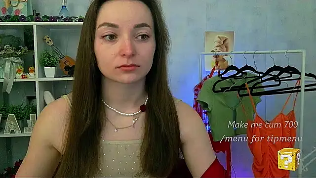  Barbie Kiss  online show from 04/06/26, 08:37