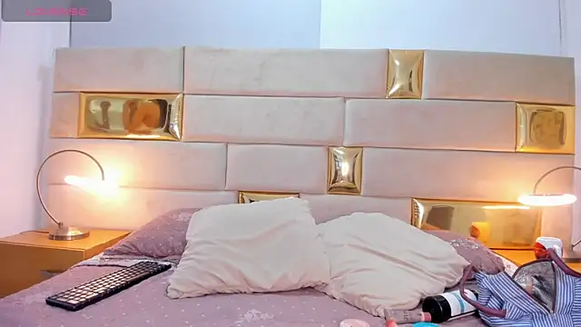 Arii stone online show from 12/02/24, 04:53