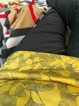 heena13 online show from 11/12/25, 09:42