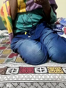 Snapshot of Chocolate_stud10 chatting on 12/04/24, 07:45 Chocolate stud10 online show from 12/04/24, 07:45