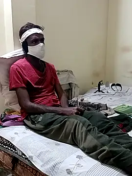 Snapshot of Chocolate_stud10 chatting on 02/10/26, 04:00 Chocolate stud10 online show from 02/10/26, 04:00