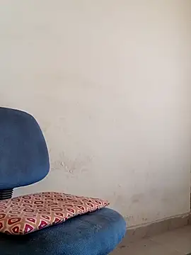 Snapshot of Chocolate_stud10 chatting on 02/13/26, 06:31 Chocolate stud10 online show from 02/13/26, 06:31