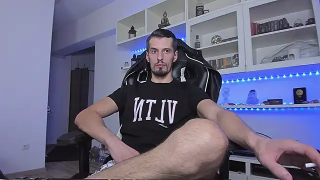 Snapshot of ToddClaytonn chatting on 12/03/24, 10:40 ToddClaytonn online show from 12/03/24, 10:40