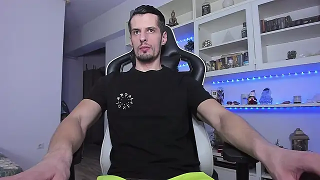 Snapshot of ToddClaytonn chatting on 01/18/25, 03:09 ToddClaytonn online show from 01/18/25, 03:09