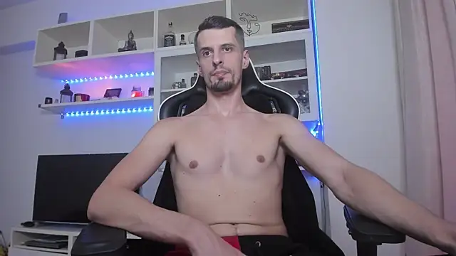 Snapshot of ToddClaytonn chatting on 09/27/25, 08:52 ToddClaytonn online show from 09/27/25, 08:52