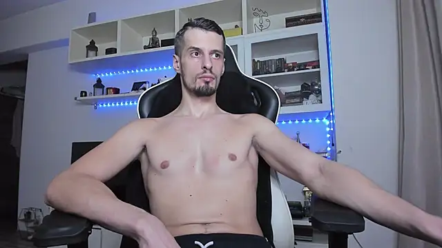 Snapshot of ToddClaytonn chatting on 11/18/25, 02:50 ToddClaytonn online show from 11/18/25, 02:50