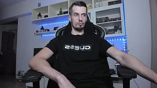 Snapshot of ToddClaytonn chatting on 11/19/25, 12:10 ToddClaytonn online show from 11/19/25, 12:10