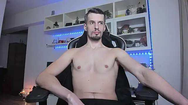 Snapshot of ToddClaytonn chatting on 12/14/25, 10:25 ToddClaytonn online show from 12/14/25, 10:25