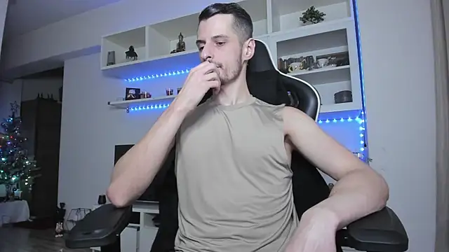 Snapshot of ToddClaytonn chatting on 01/06/26, 06:22 ToddClaytonn online show from 01/06/26, 06:22