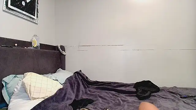 Snapshot of Naomiruty chatting on 09/10/25, 12:43 Naomiruty online show from 09/10/25, 12:43