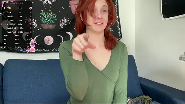 Aria Fields online show from 02/09/26, 06:34