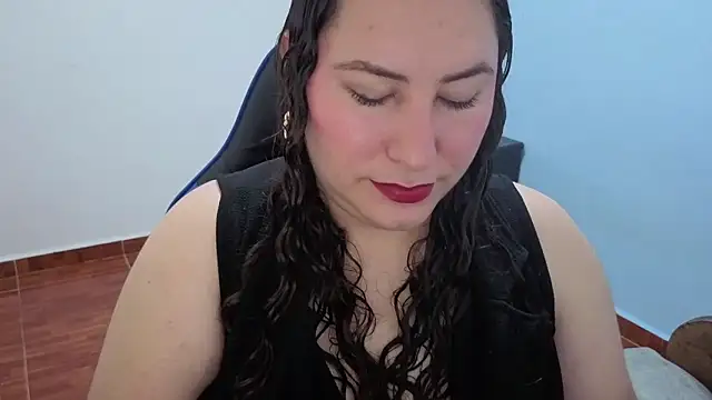 catalina boobs online show from 06/03/26, 10:15
