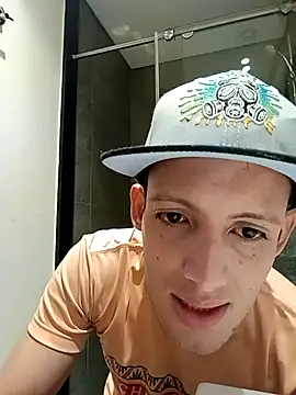 Duvan Martinez23 online show from 04/02/26, 10:13