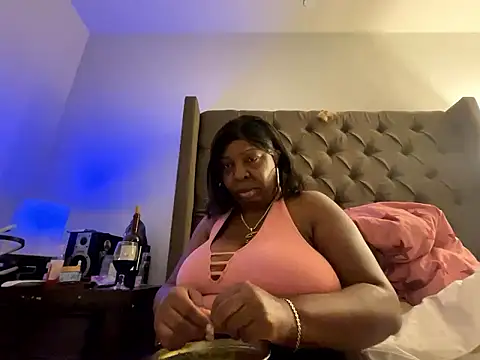 XXXLollipopsJuicy online show from 01/19/26, 05:44